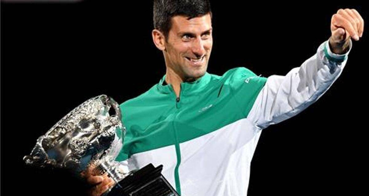 Novak Djokovic vence a Daniil Medvedev en la final del Abierto de Australia y gana su 18 Grand Slam