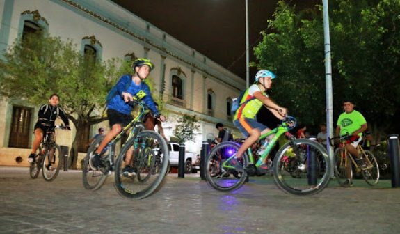 Tamaulipas organiza una ruta ciclista por los parques eólicos.