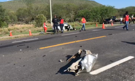 Aparatoso choque en la carretera Zaragoza-Victoria cobra la vida de dos personas.