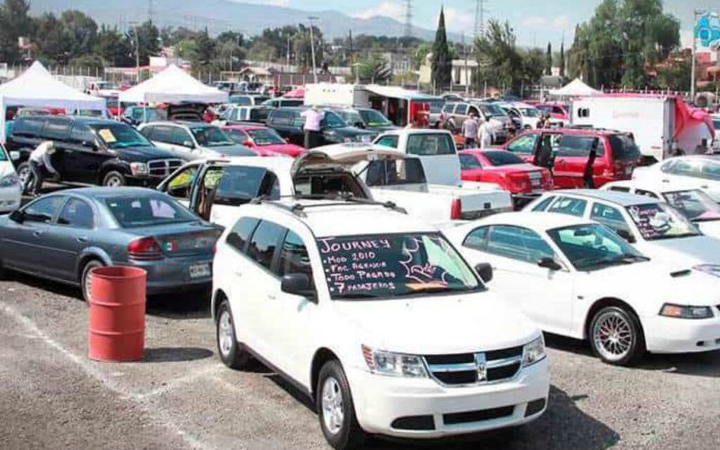 Sí hay riesgo de decomiso de autos chocolate que circulen fuera del Estado