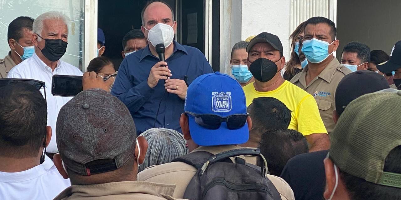 Ante protesta de trabajadores de Comapa Gustavo Rivera declara tres días de luto