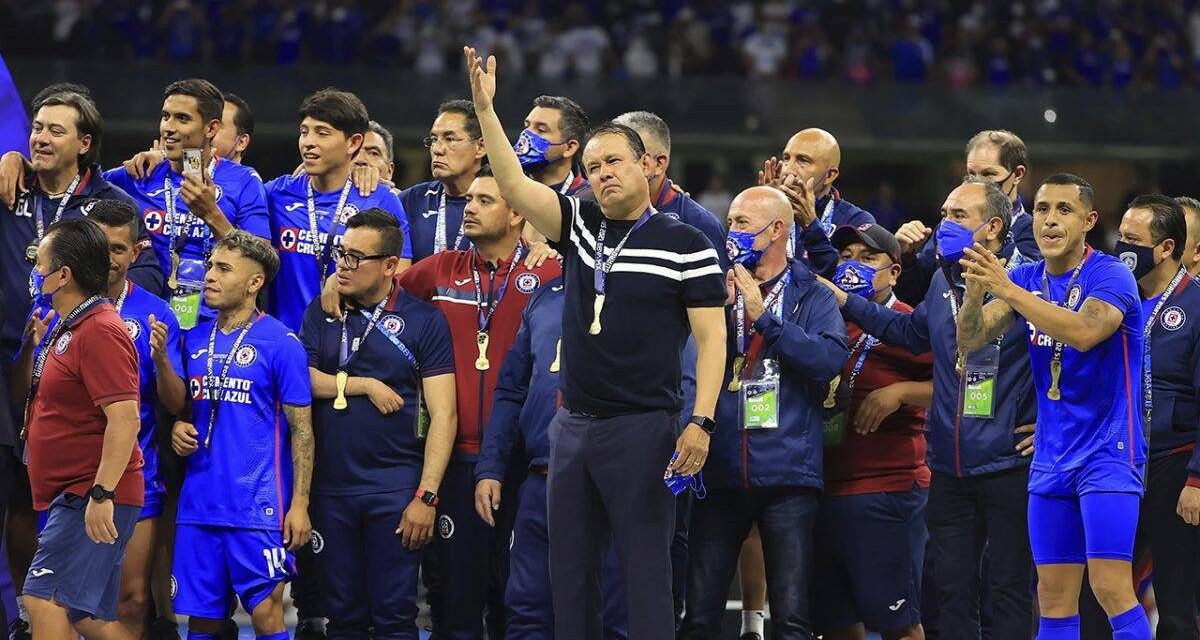 Juan Reynoso asegura que ganó respeto y reconocimiento con el título de Cruz Azul.