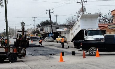 INTENSIFICAN PROGRAMA DE BACHEO EN LA CIUDAD