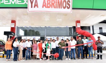 PARTICIPA GOBIERNO DE RÍO BRAVO EN INAUGURACIÓN DE GASOLINERA