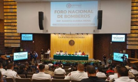 PROTECCIÓN CIVIL MUNICIPAL, PARTICIPA EN FORO LEGISLATIVO PARA DOTAR DE MARCO CONSTITUCIONAL A RESCATISTAS Y BOMBEROS