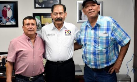 INVITAN EMPRESARIOS A ALCALDE A CABALGATA ANUAL