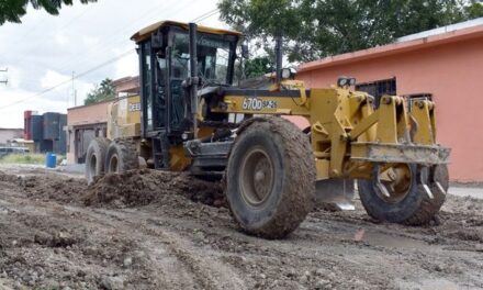 MEJORA GOBIERNO DE RÍO BRAVO CALLES EN COLONIA LAS AMÉRICAS