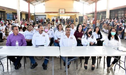 CONMEMORAN AUTORIDADES EDUCATIVAS Y MUNICIPIO DÍA DE LA RAZA EN PRIMARIA 12 DE OCTUBRE