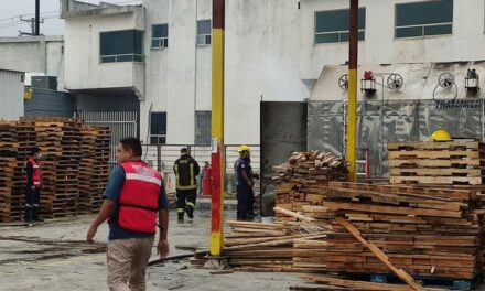 SUPRIME PROTECCIÓN CIVIL RÍO BRAVO, INCENDIO EN ZONA DE GUARDERÍA