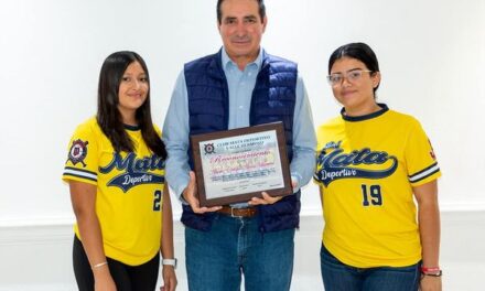 El Presidente Municipal, Dr. Alberto Alanis Villarreal, recibió a integrantes del Club Mata Deportivo Valle Hermoso