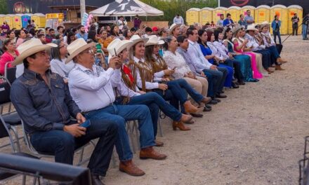 El Presidente, Dr. Alberto Alanis Villarreal, dió por clausurada la Expo Feria Valle Hermoso 2023