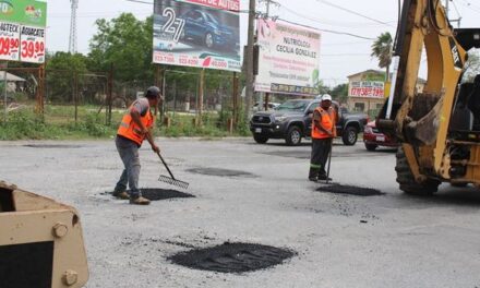 BACHEA MUNICIPIO CALLE GUANAJUATO E INMEDIACIONES DE PUENTE EN AVENIDA MÉXICO