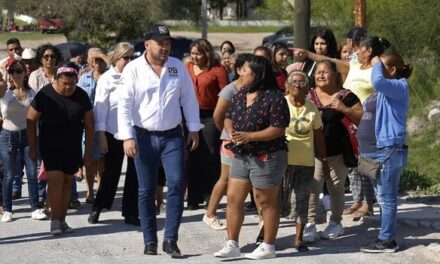 ACUDE ALCALDE JOEL EDUARDO YÁÑEZ VILLEGAS A ENCUENTRO CON VECINOS DE LAS LOMAS Y ASUME MÁS COMPROMISOS