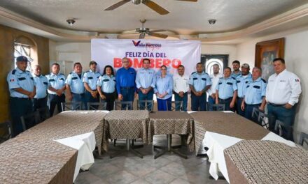 Encabeza Presidente Municipal, Dr. Alberto Enrique Alanís Villarreal, festejo al Heroico Cuerpo de Bomberos de Valle Hermoso, hoy en su día.