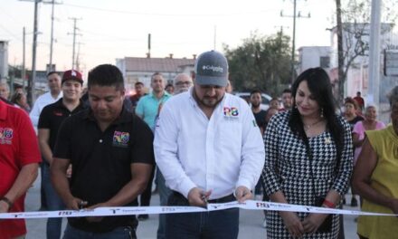 INAUGURA ALCALDE LALO YÁÑEZ PAVIMENTACIÓN DE CALLE VICENTE GUERRERO