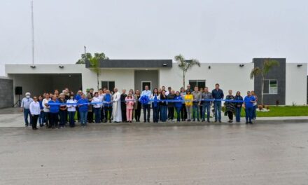 Inaugura Dr. Alberto Alanís Villarreal la Casa Hogar, Casa del Adulto Mayor “Nueva Vida”.