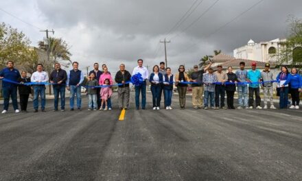 el Presidente Municipal, Dr. Alberto Alanis Villarreal, llevó a cabo la inauguración de la Repavimentación, de la calle Tercera