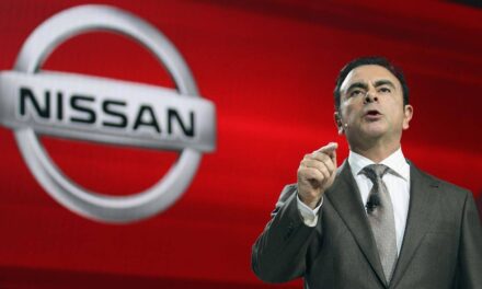 Carlos Ghosn: cómo un padre y su hijo ayudaron a escapar de Japón en una maleta al multimillonario jefe de Nissan.