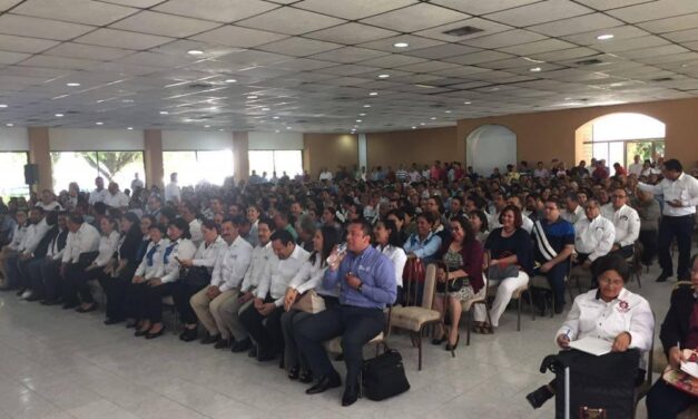 Sociedad de Maestros y Padres en contra de  extender ciclo escolar en educación básica.