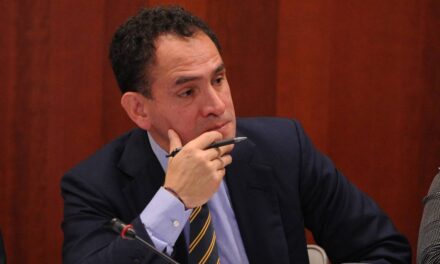 Gobierno de México dice que criptomonedas no son dinero y descarta su uso.