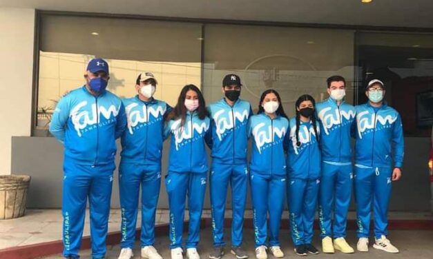 Compiten nadadores victorenses en  Juegos Nacionales Conade 2021.