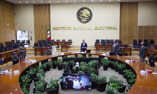 INE ordena retirar carta de apoyo a AMLO