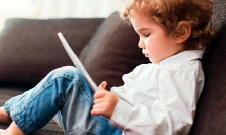 ¿Cuáles son los riesgos de que un niño se exponga a la tecnología?, un experto responde