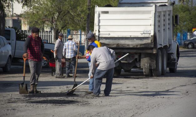 Implementa Gobierno de Valle Hermoso, programa de bacheo emergente.