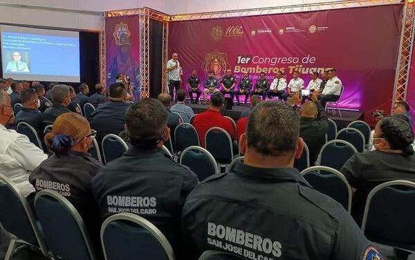 Elementos de Protección Civil y Bomberos del municipio de Río Bravo, se encuentran en el Primer Congreso de Bomberos