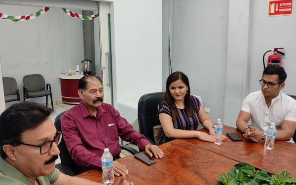 HACEN EQUIPO MUNICIPIO Y FEDERACIÓN EN PROGRAMA DE BECAS BENITO JUÁREZ