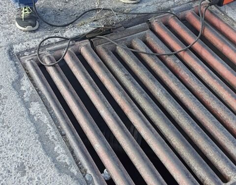 REPARA GOBIERNO DE RÍO BRAVO COLADERAS PLUVIALES EN DEL RÍO