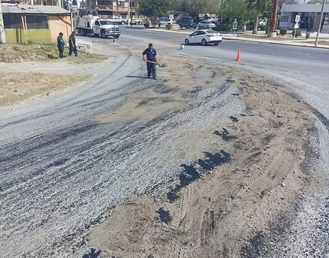 PROTECCIÓN CIVIL DE RÍO BRAVO ELIMINA RIESGO EN LIBRAMIENTO POR DERRAME DE LUBRICANTE