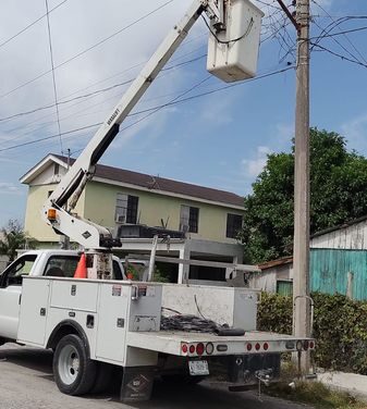 ES ALUMBRADO PÚBLICO PRIORIDAD PARA EL GOBIERNO DE RÍO BRAVO