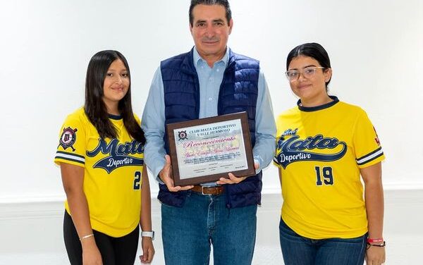 El Presidente Municipal, Dr. Alberto Alanis Villarreal, recibió a integrantes del Club Mata Deportivo Valle Hermoso