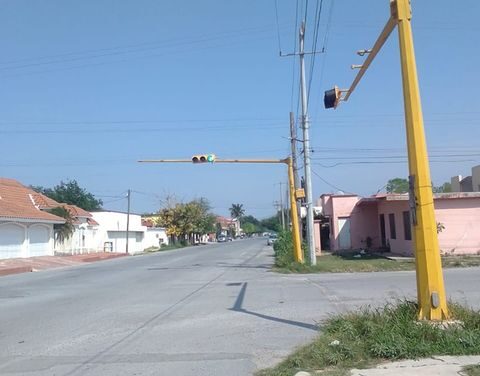 CONTINÚA REHABILITACIÓN Y MANTENIMIENTO A SEÑALES VIALES AUTOMATIZADAS