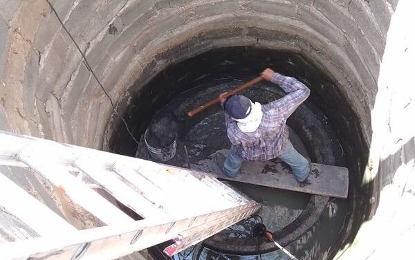 APOYA MUNICIPIO CON DESAZOLVE DE SISTEMA DE BOMBEO EN ASILO QUIETUD