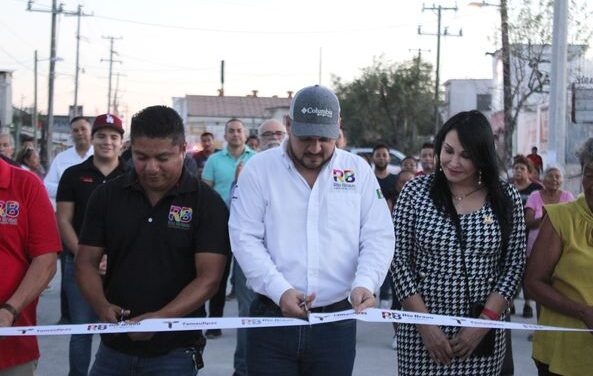 INAUGURA ALCALDE LALO YÁÑEZ PAVIMENTACIÓN DE CALLE VICENTE GUERRERO