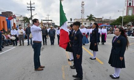 Desfile conmemorativo al 113 Aniversario del inicio de la Revolución Mexicana.