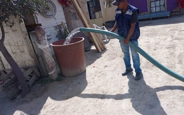 ABASTO MUNICIPAL DE AGUA NO PARA EN BENEFICIO DE COMUNIDADES REMOTAS