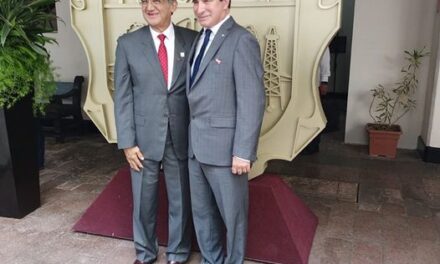 Presidente Municipal, Dr. Alberto Alanis Villarreal, asistió a una reunión de trabajo con el Sr. Gobernador, Dr. Américo Villarreal Anaya.