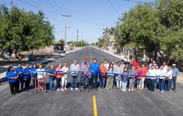El Presidente Municipal, Dr. Alberto Alanis Villarreal cumple lo que le promete a la población de Valle Hermoso.