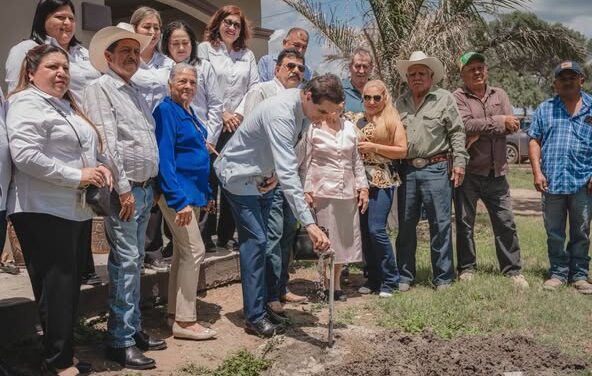 ¡Y nuestro Presidente lo hace realidad, el agua llegó al Ejido 12 de Octubre!