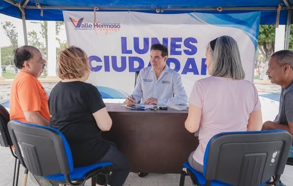¡EL PRESIDENTE MUNICIPAL DR. ALBERTO ALANIS VILLARREAL CONTINÚA ESCUCHANDO A LA CIUDADANÍA!