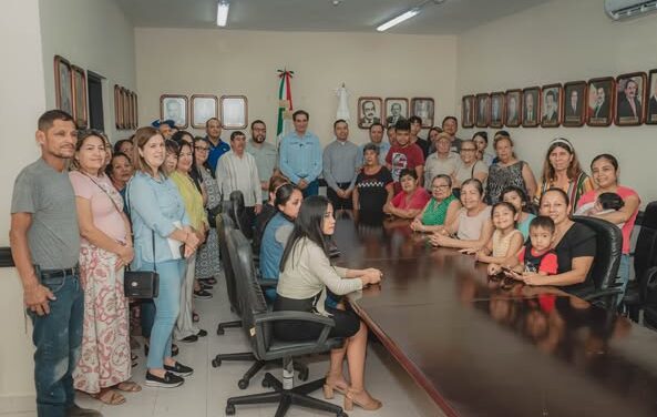 EL PRESIDENTE MUNICIPAL ENTREGA APOYOS A DIVERSAS COMUNIDADES RELIGIOSAS