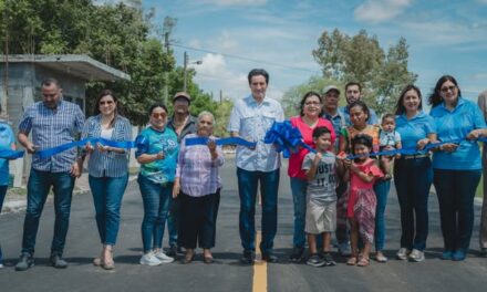 EL PRESIDENTE MUNICIPAL INAUGURA IMPORTANTE PAVIMENTACIÓN