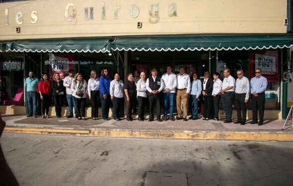 EL PRESIDENTE MUNICIPAL DA INICIO AL BUEN FIN EN MUEBLERÍA QUIROGA 