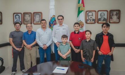 EL PRESIDENTE MUNICIPAL CELEBRA EL ÉXITO DEL PRIMER TORNEO DE AJEDREZ EN VALLE HERMOSO