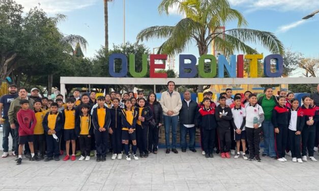 El Presidente Municipal, Dr. Alberto Alanís Villarreal, Apoya a Nuestros Talentos Estudiantiles