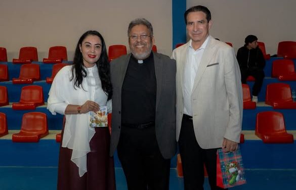 IGLESIAS CATÓLICAS Y PRESIDENCIA MUNICIPAL ORGANIZAN POSADA Y PASTORELA NAVIDEÑA.