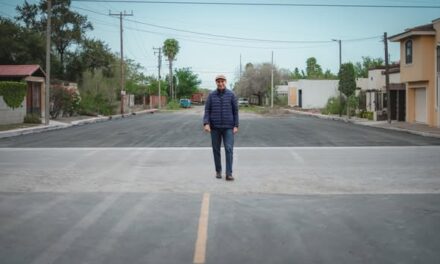 EL DR. ALANIS CUMPLIENDO COMPROMISOS HASTA EL ÚLTIMO DÍA DEL AÑO.